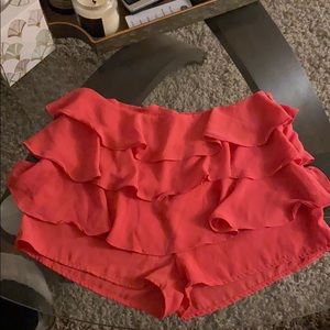 Ruffles pink shorts